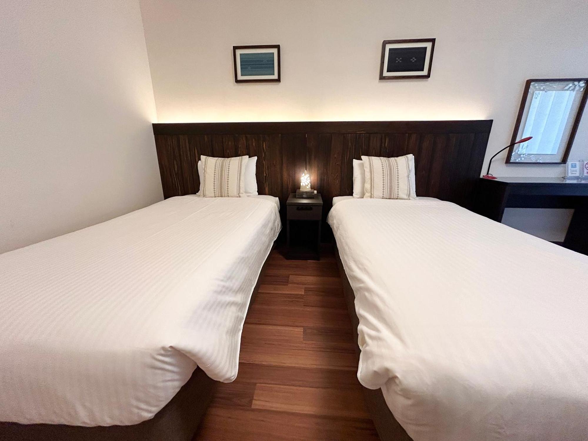 Pension Sunset Beach Nakijin Bagian luar foto
