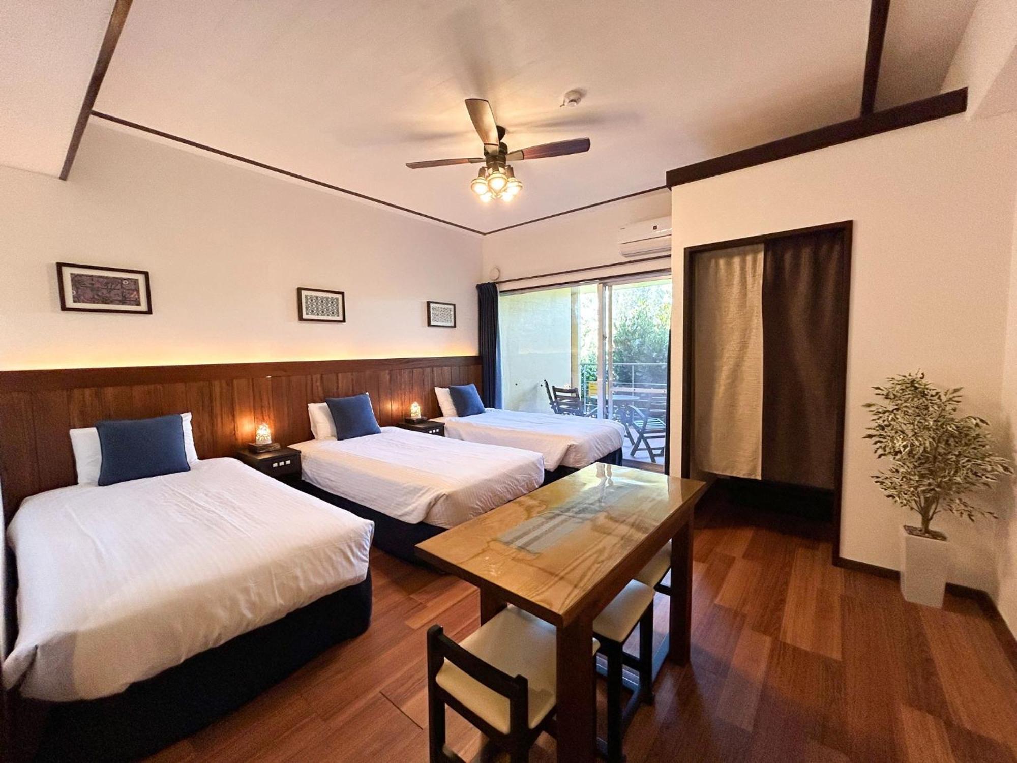 Pension Sunset Beach Nakijin Bagian luar foto